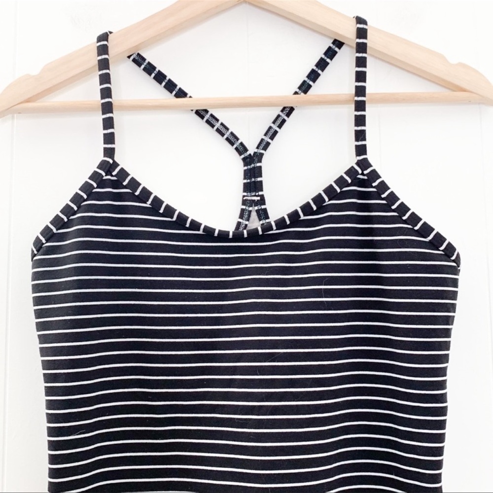 Lululemon Power Y Tank Black & White Stripes size 8